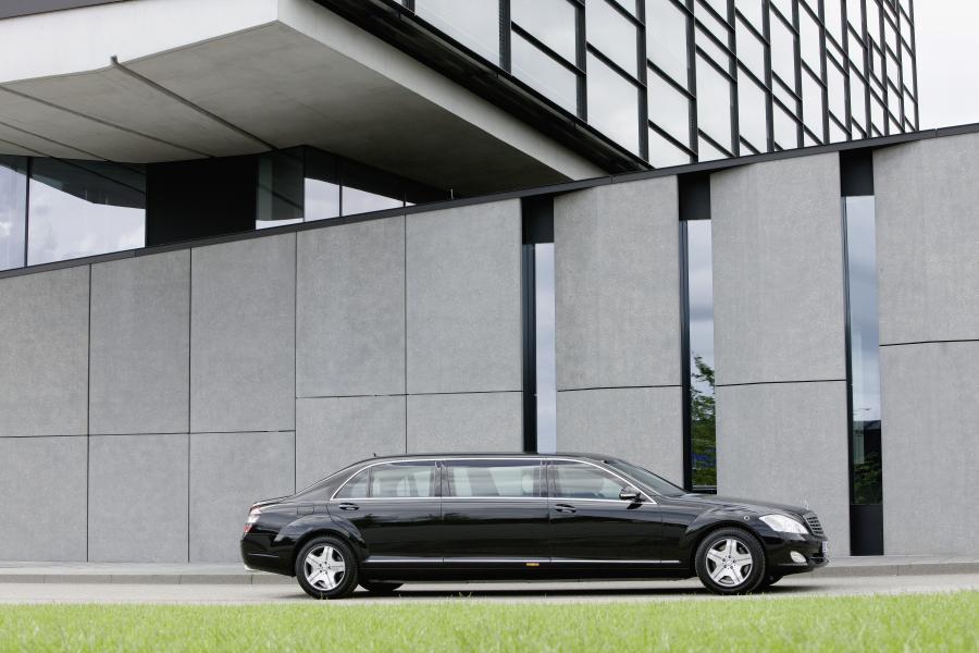  Mercedes-Benz S600 Pullman Guard 2008 года  (фото 22 из 25)